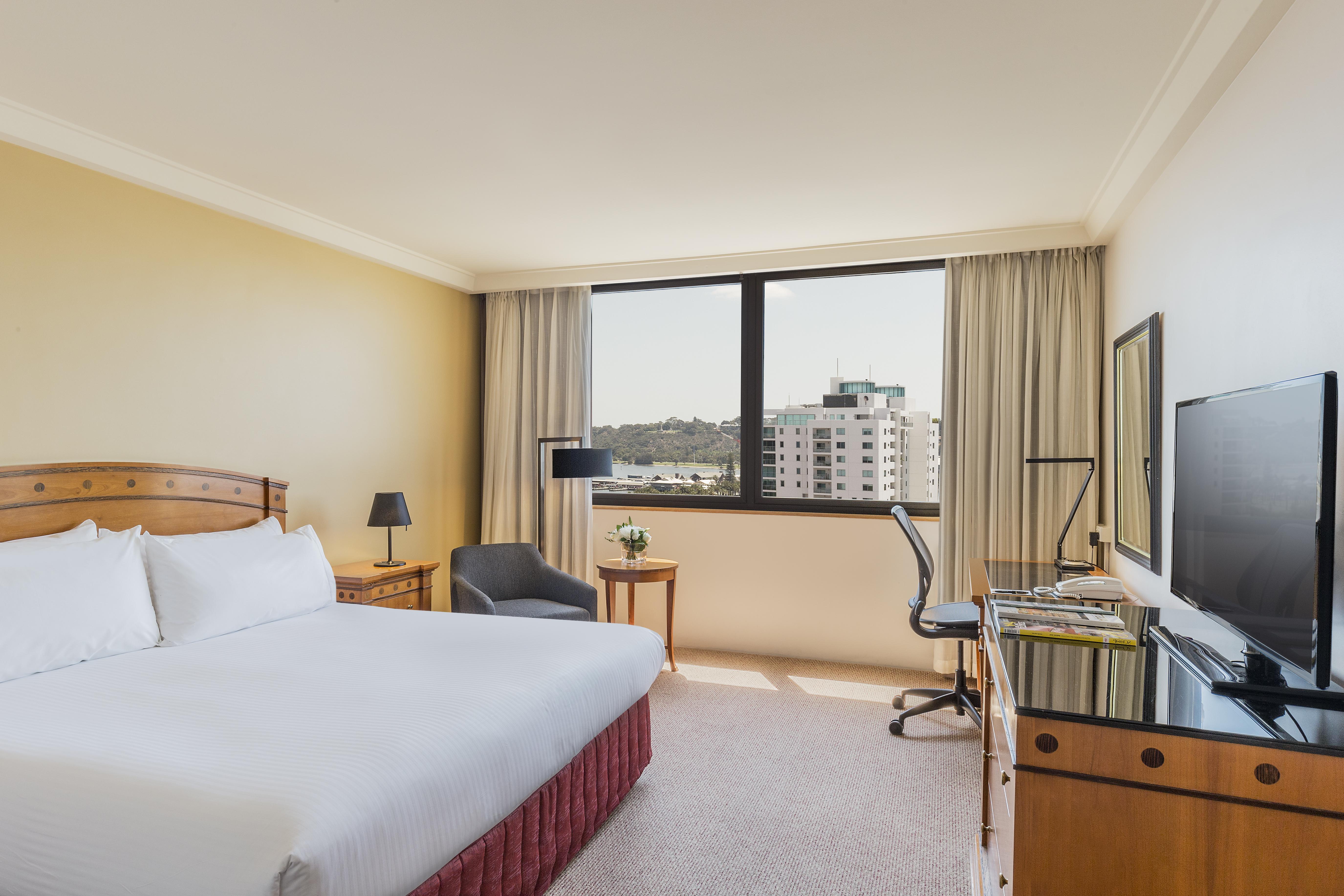 Pan Pacific Perth Hotell Exteriör bild A room at the Hilton Sydney