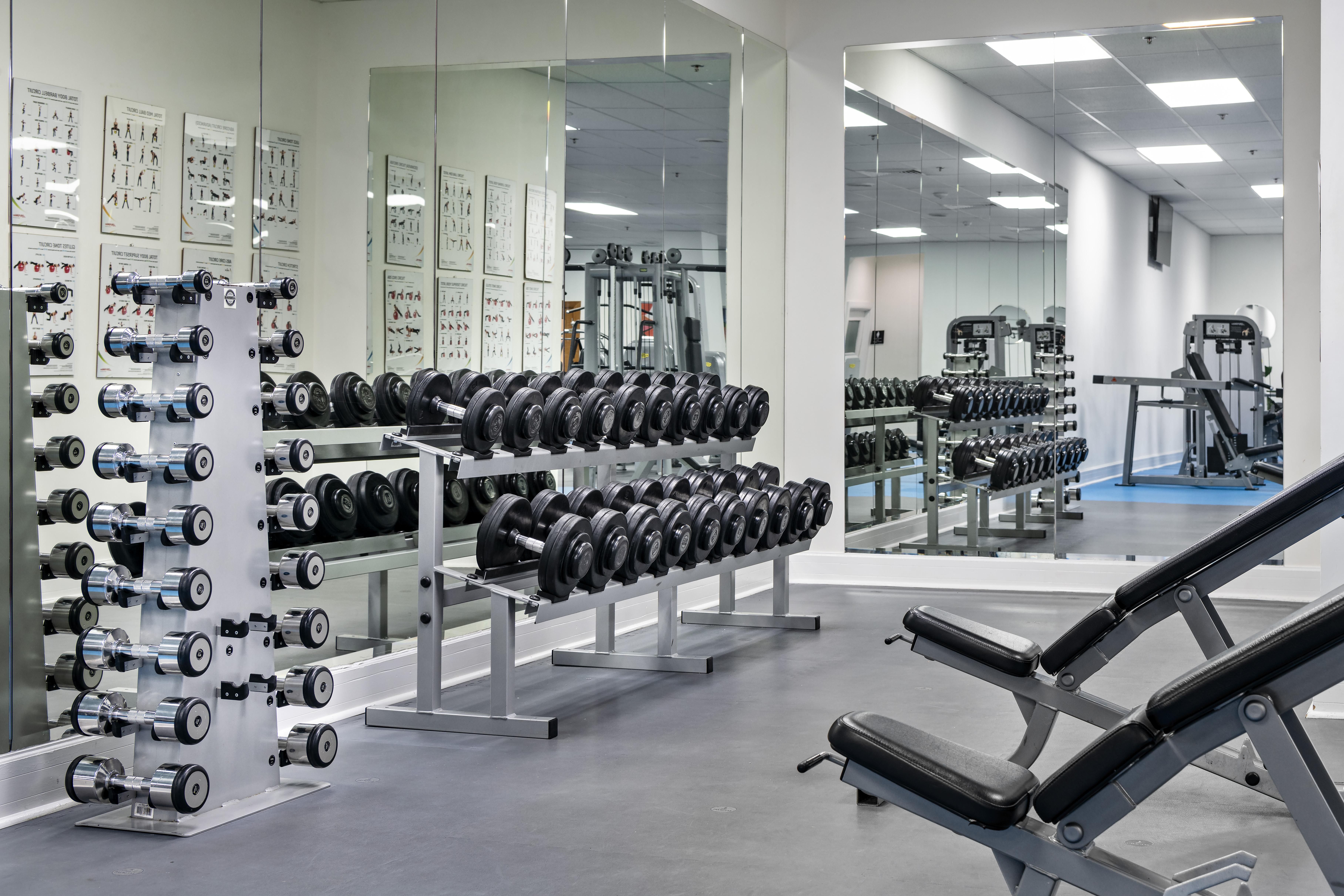 Pan Pacific Perth Hotell Exteriör bild A typical gym