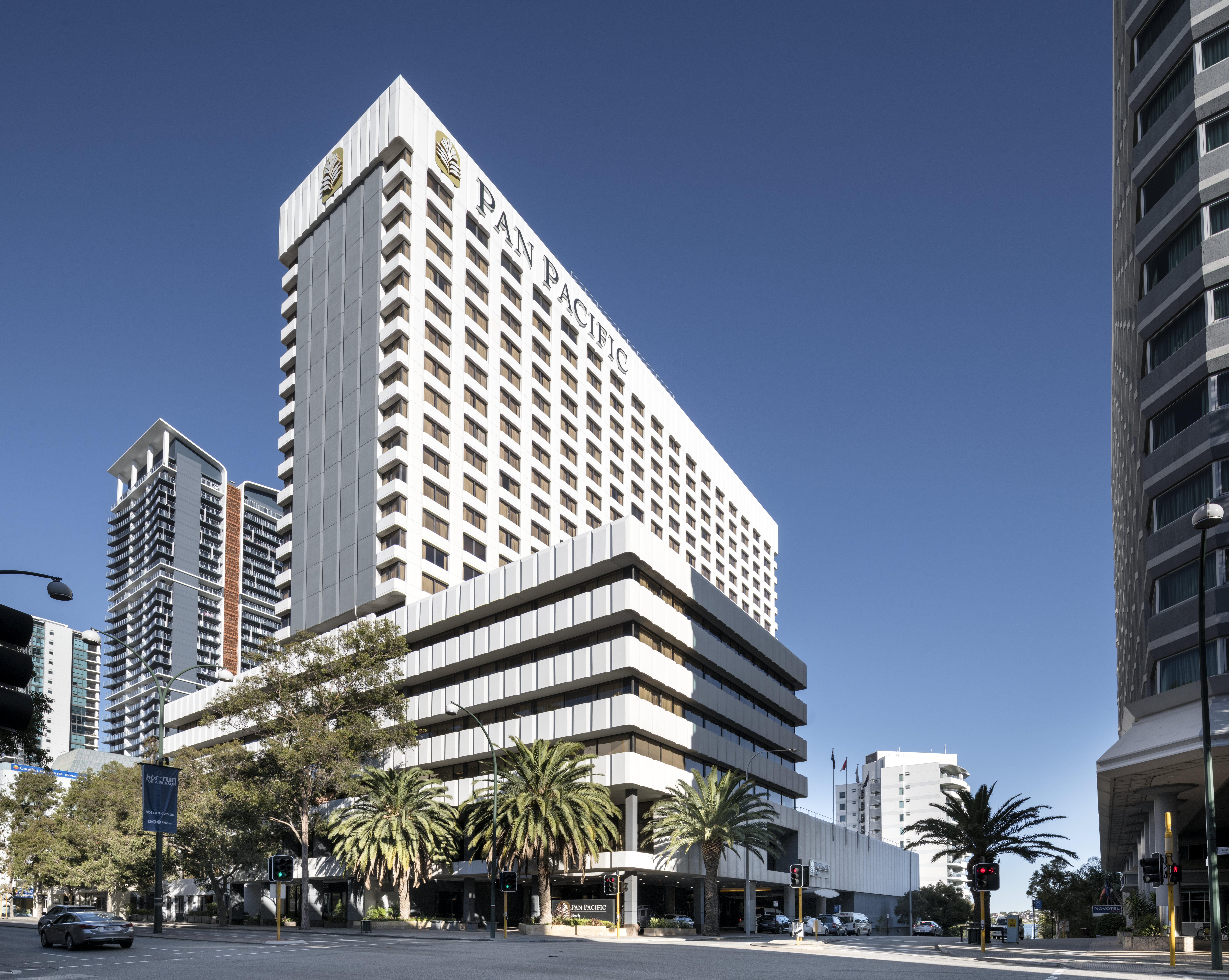 Pan Pacific Perth Hotell Exteriör bild The hotel in 2018