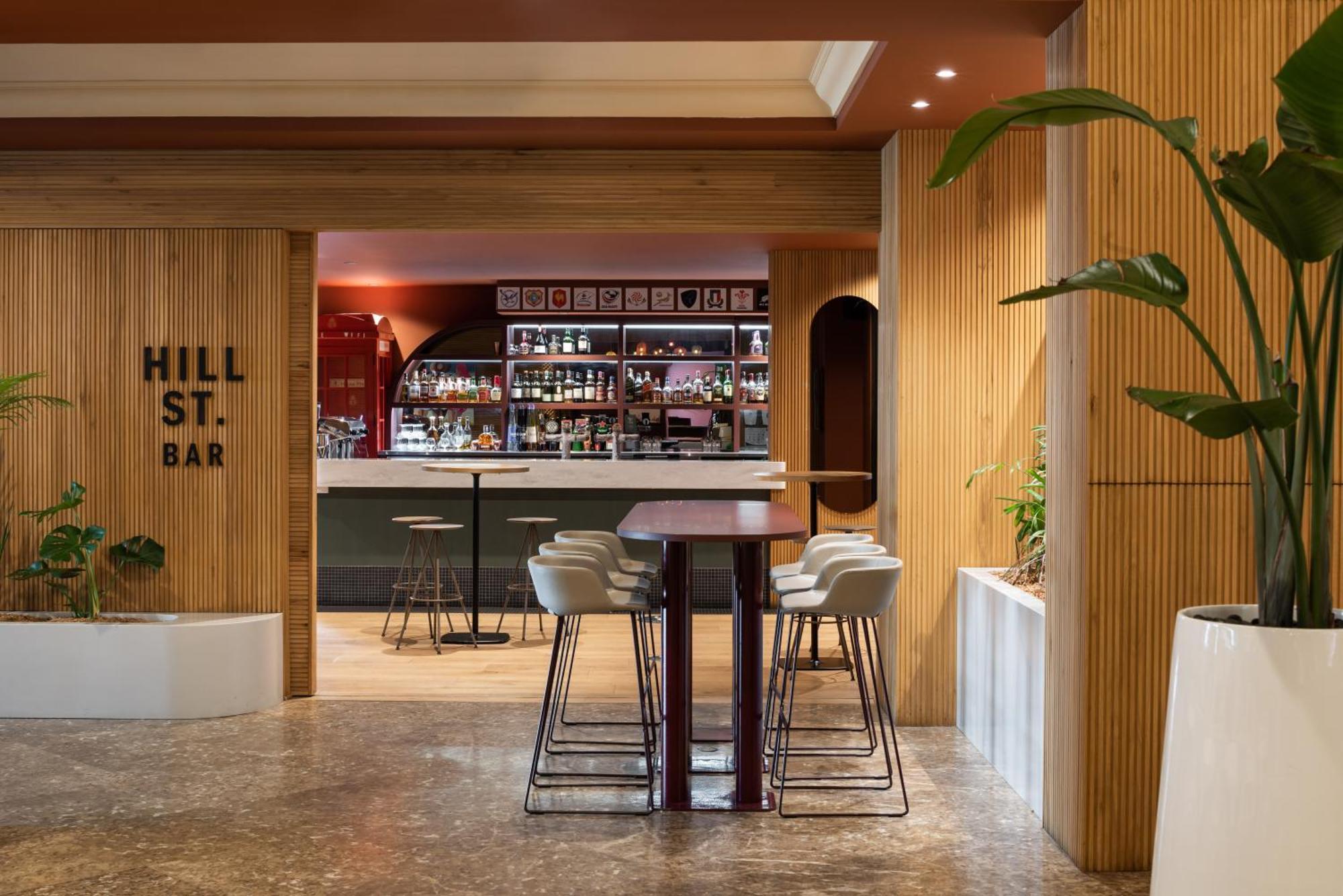 Pan Pacific Perth Hotell Exteriör bild Hill St Bar